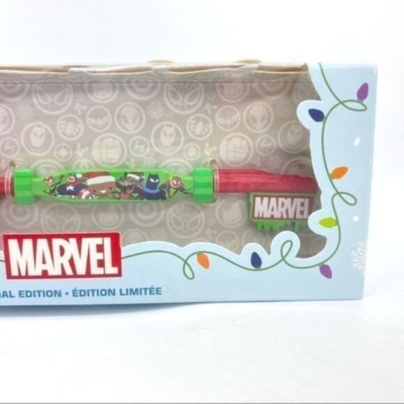 Disney Marvel Heroes Holiday Collectible Special Edition Key New - Picture 9 of 9